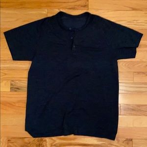 Lululemon workout henley